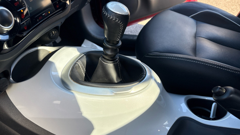 Nissan Juke 1.2 DiG-T Tekna 5dr Petrol Hatchback